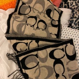 COACH reversible scarf